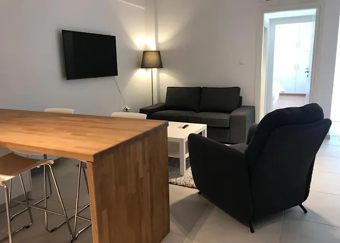 Apartment For 4 Ppl In N. Smirni
