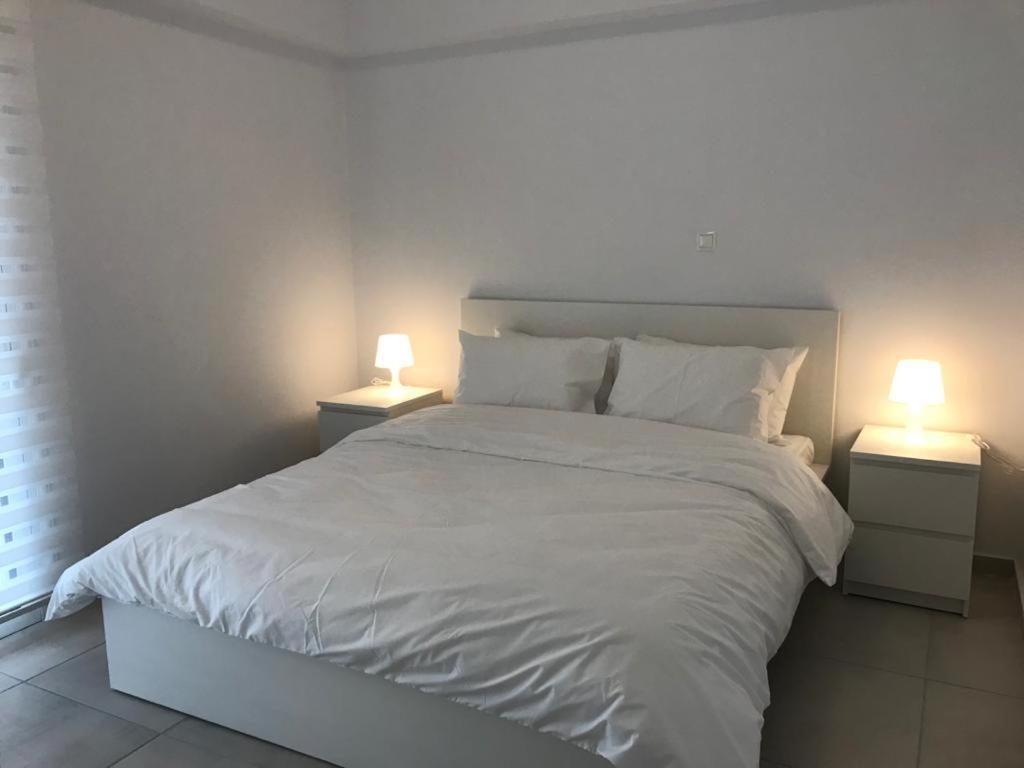 For 4 Ppl In N. Smirni Apartment Athen