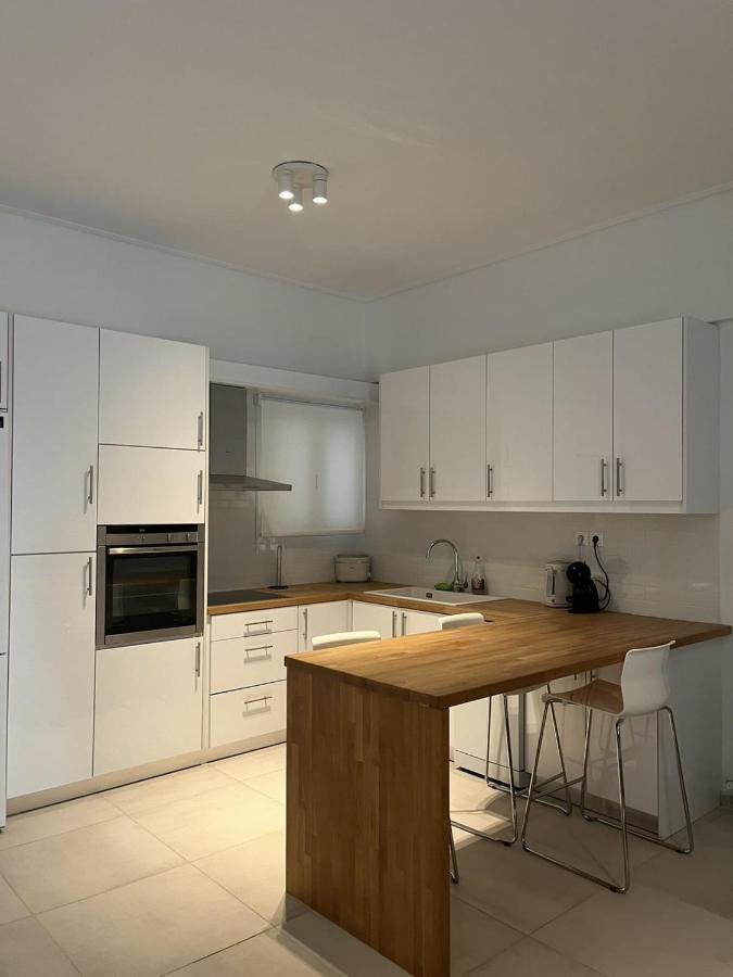 For 4 Ppl In N. Smirni Apartment